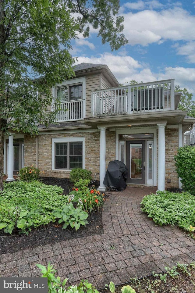 162 High Pointe Dr, Hummelstown, PA 17036 - back of house with a balcony