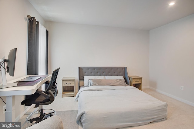 18351 Moss Garden Rd, Dumfries, VA 22026 - carpeted bedroom featuring a desk and recessed lighting