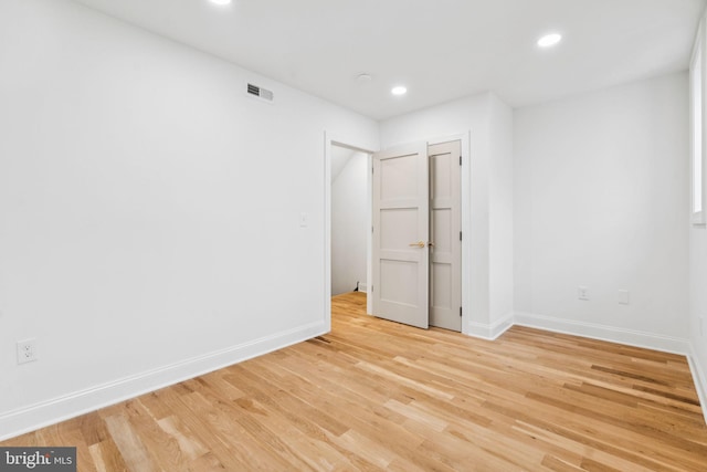 1310 E Passyunk Ave, Philadelphia, PA 19147 - unfurnished bedroom featuring light wood-style floors and recessed lighting