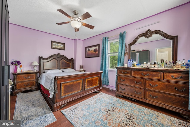 909 Walnut St, Lansdale, PA 19446 - bedroom featuring wood finished floors and a ceiling fan