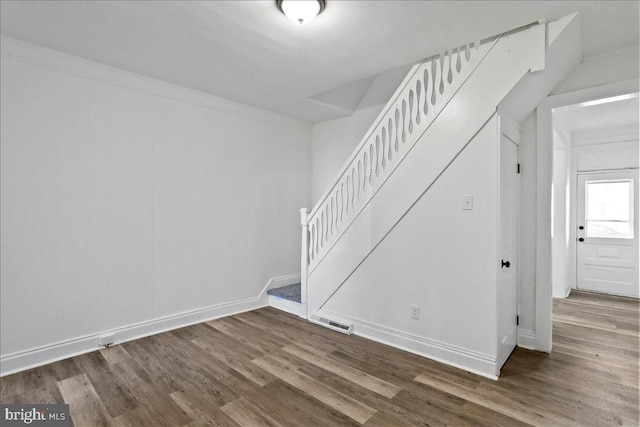 18 Belview Ave, Hagerstown, MD 21742 - stairs featuring wood finished floors
