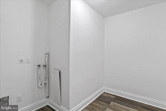 18 Belview Ave, Hagerstown, MD 21742 - washroom with hookup for a washing machine, hookup for an electric dryer, and dark wood finished floors