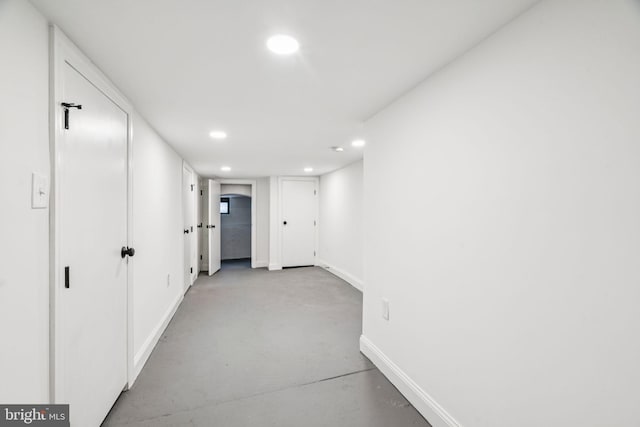 1935 S Hemberger St, Philadelphia, PA 19145 - corridor featuring concrete flooring and recessed lighting