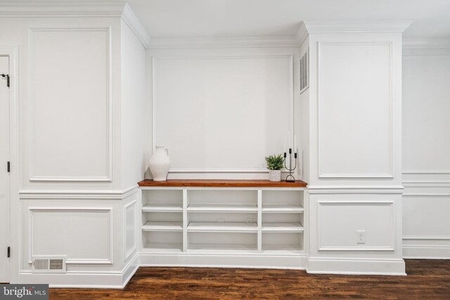 1935 S Hemberger St, Philadelphia, PA 19145 - mudroom with wood finished floors and crown molding