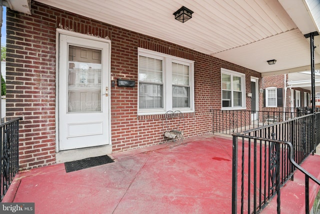 7019 Algard St, Philadelphia, PA 19135 - view of covered porch