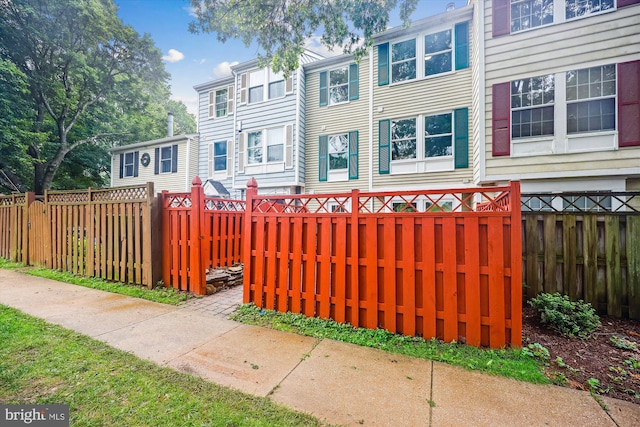 24 Whitechurch Ct, Germantown, MD 20874 - view of fenced yard