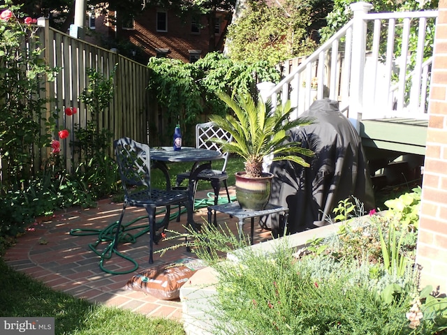 500 S Henry St S, Alexandria, VA 22314 - view of patio / terrace