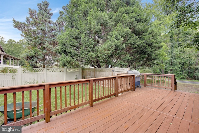 638 Los Alamos Ln, Lusby, MD 20657 - deck with a grill