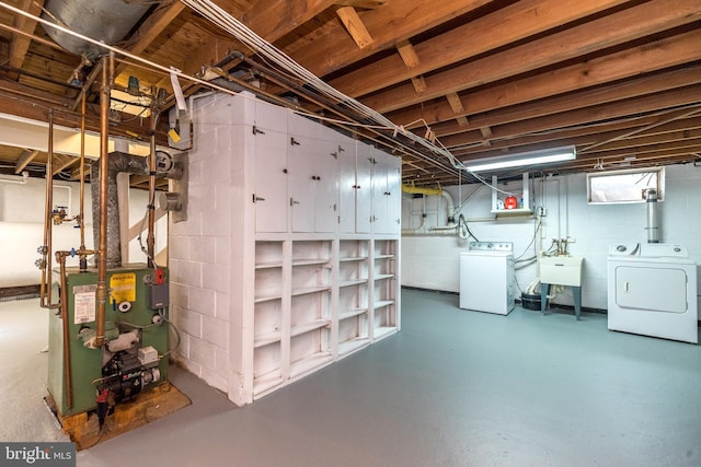 559 Maple Ave, Doylestown, PA 18901 - unfinished basement featuring washer and dryer and a heating unit