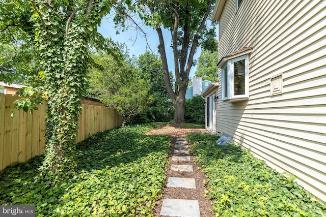 559 Maple Ave, Doylestown, PA 18901 - view of yard