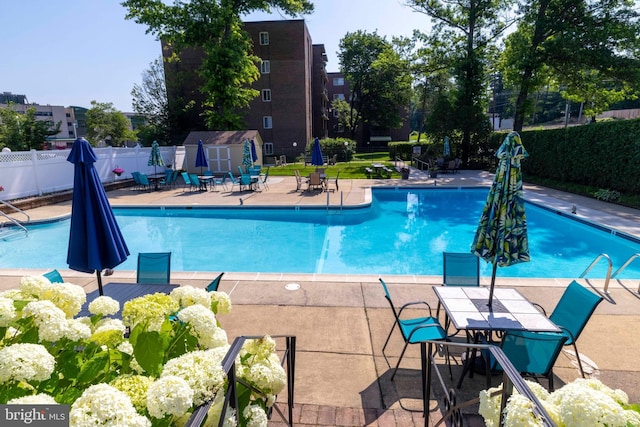 1610 The Fairway Unit 404-W, Jenkintown, PA 19046 - community pool featuring a patio