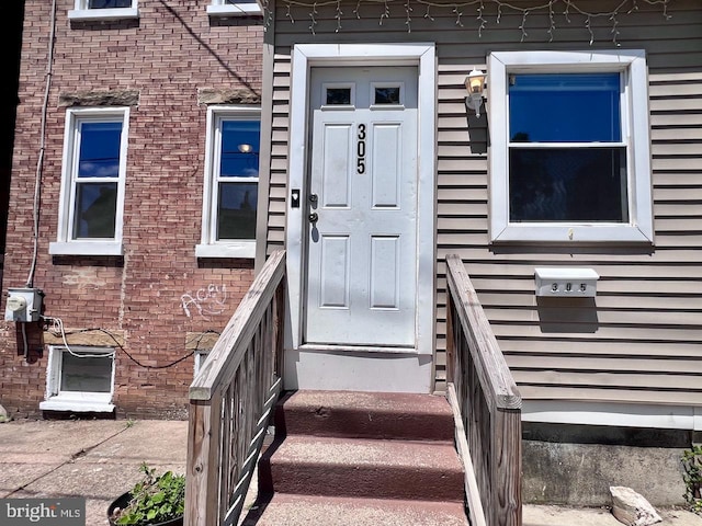 305 Delamore Pl, Wilmington, DE 19805 - entrance to property featuring brick siding