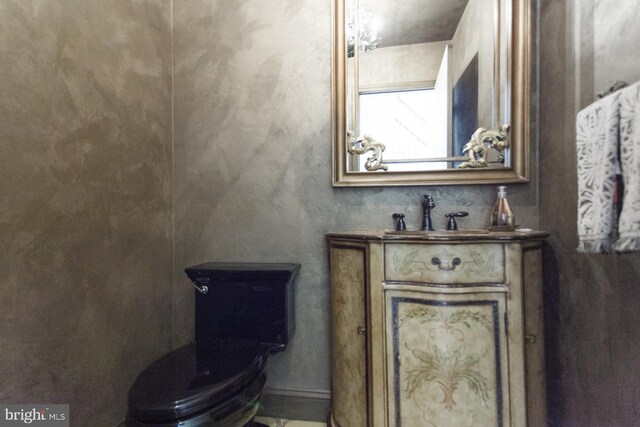 12 Dalton Way, Holland, PA 18966 - bathroom with toilet and vanity