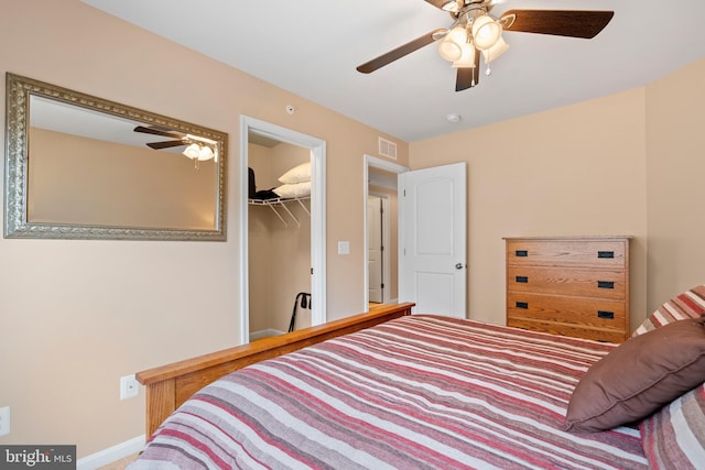 5696 Liberty Manor Cir, Woodbridge, VA 22193 - bedroom with ceiling fan and baseboards
