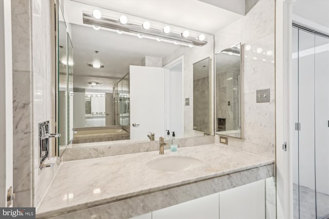 1200 Crystal Dr Unit 514, Arlington, VA 22202 - bathroom with vanity