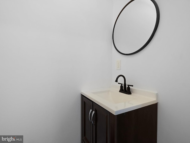 2603 N Tatnall St, Wilmington, DE 19802 - bathroom featuring vanity