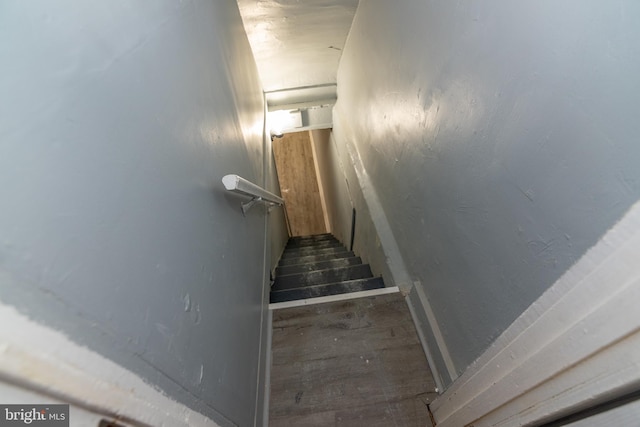 2149 Harford Rd, Baltimore, MD 21218 - view of staircase