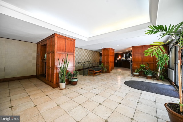 922 24th St NW Unit 504, Washington, DC 20037 - common area featuring wallpapered walls