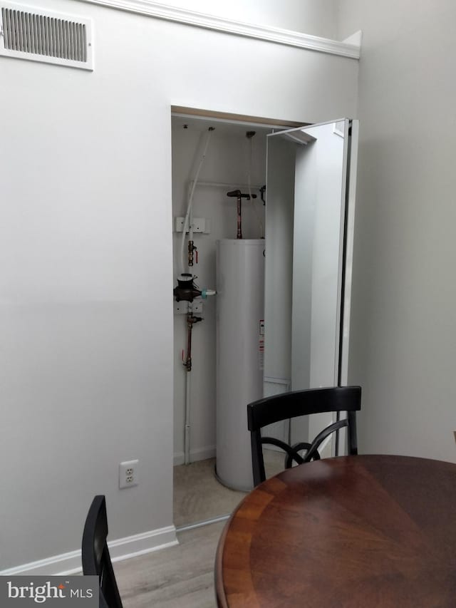 14007 Vista Dr Unit 30, Laurel, MD 20707 - utility room featuring water heater