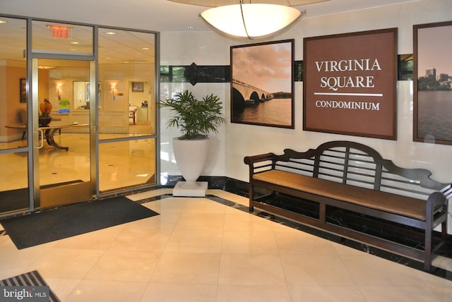 901 N Monroe St Unit 308, Arlington, VA 22201 - lobby with recessed lighting