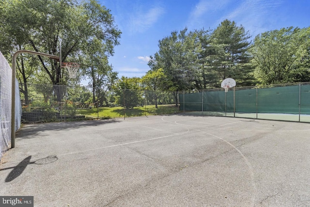 1490 Grandview Ct, Arnold, MD 21012 - view of basketball court featuring community basketball court