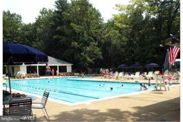1490 Grandview Ct, Arnold, MD 21012 - community pool featuring a patio