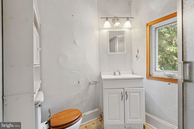 527 Berwyn Baptist Rd, Berwyn, PA 19312 - half bath with toilet and vanity