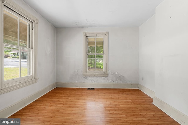 527 Berwyn Baptist Rd, Berwyn, PA 19312 - empty room featuring light wood-style flooring and healthy amount of natural light