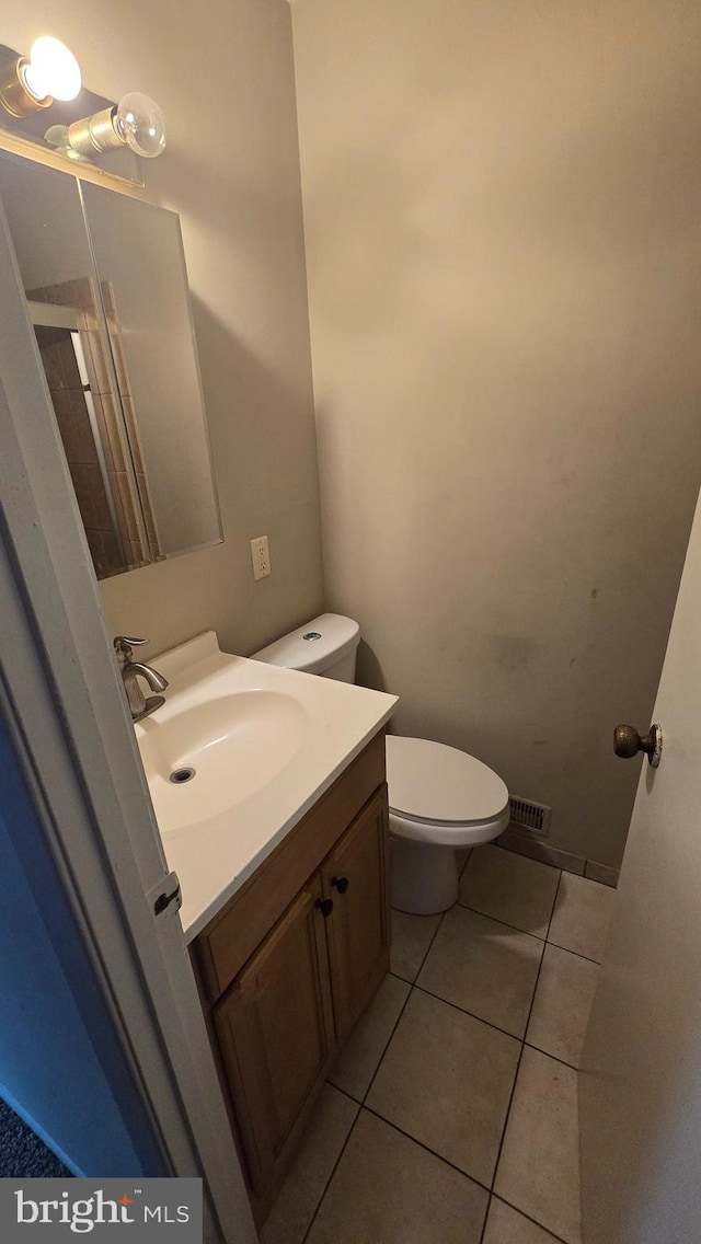 2622 Cranberry Cir, Harrisburg, PA 17110 - bathroom with vanity and tile patterned floors