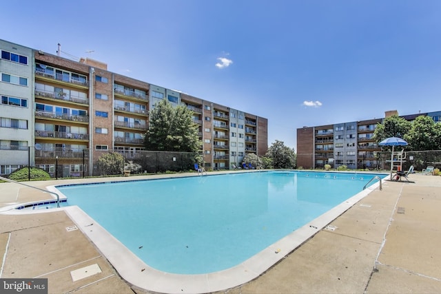 5851 Quantrell Ave Unit 407, Alexandria, VA 22312 - view of community pool