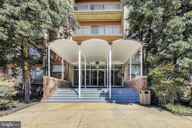 5851 Quantrell Ave Unit 407, Alexandria, VA 22312 - view of building exterior