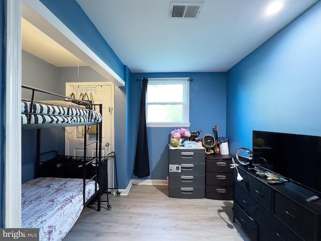 6802 Temple Hill Rd, Temple Hills, MD 20748 - bedroom with wood finished floors and baseboards
