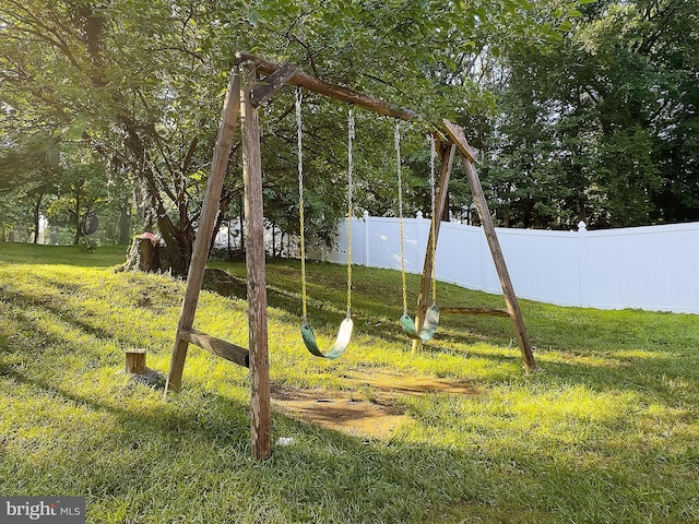 6802 Temple Hill Rd, Temple Hills, MD 20748 - view of playground