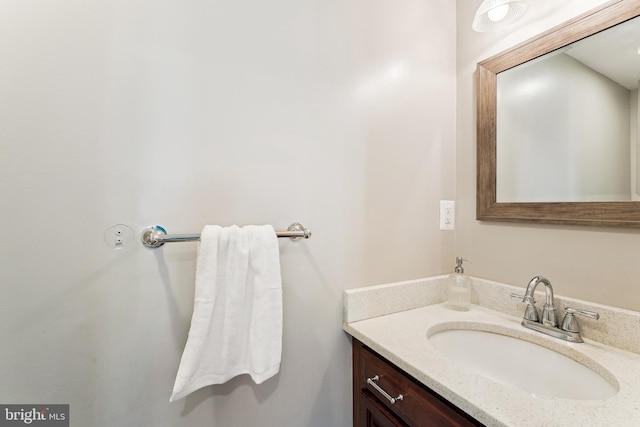 720 E Stephens Ln, Purcellville, VA 20132 - bathroom featuring vanity