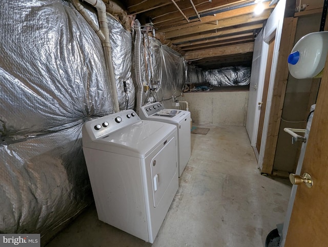 332 Hill Ct, Havre De Grace, MD 21078 - laundry area with independent washer and dryer