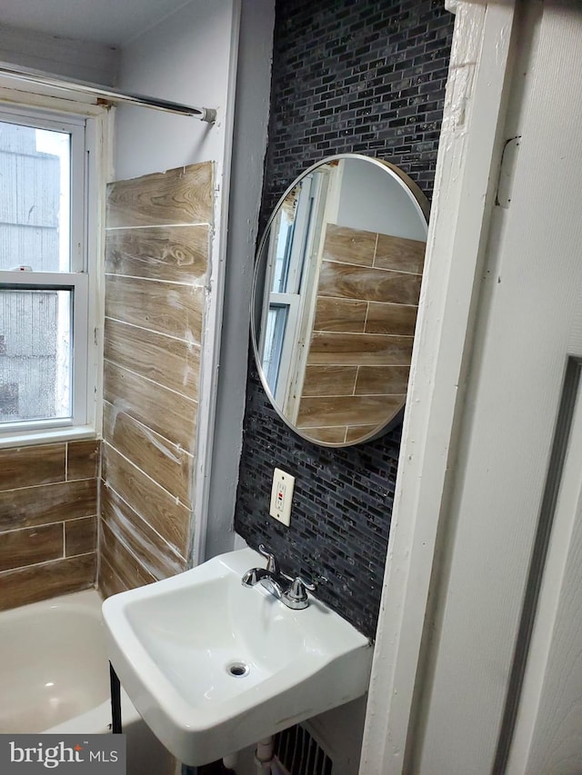 68 End, Trenton, NJ 08618 - bathroom with a sink and a tub to relax in