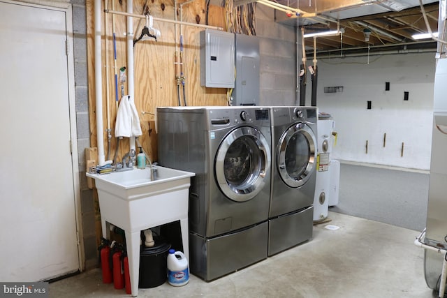 6535 Dumeny Rd, Greencastle, PA 17225 - washroom with washer and dryer and electric panel