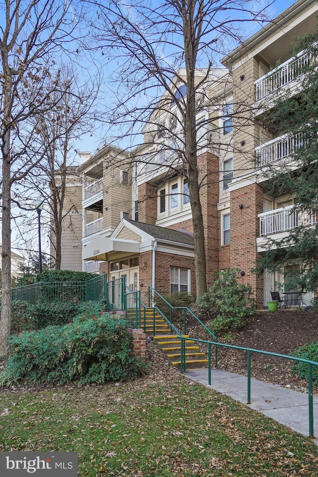 2204 Westcourt Ln Unit 313, Herndon, VA 20170 - view of front of property with brick siding