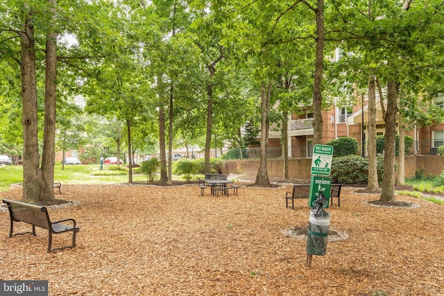 2204 Westcourt Ln Unit 313, Herndon, VA 20170 - view of community
