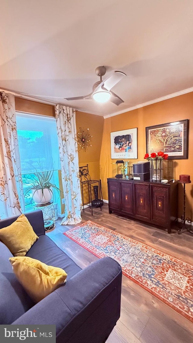 11881 Academy Rd Unit I6, Philadelphia, PA 19154 - living area featuring crown molding, wood finished floors, and ceiling fan