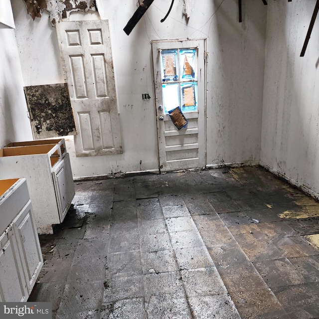 3123 Mcelderry St, Baltimore, MD 21205 - view of kitchen