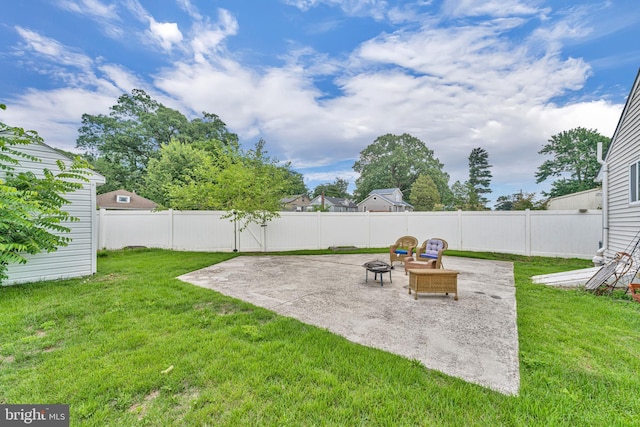 600 Central Ave, Runnemede, NJ 08078 - fenced backyard featuring a patio area and a fire pit