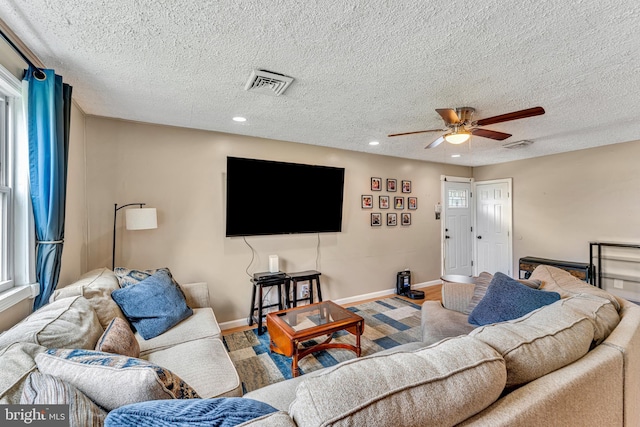 600 Central Ave, Runnemede, NJ 08078 - living room with ceiling fan, a textured ceiling, and recessed lighting