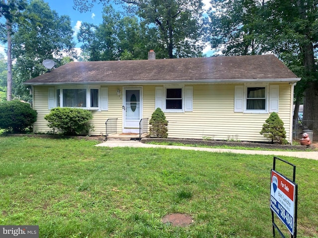 926 Sycamore Ln, Williamstown, NJ 08094 - view of front of property with a front yard