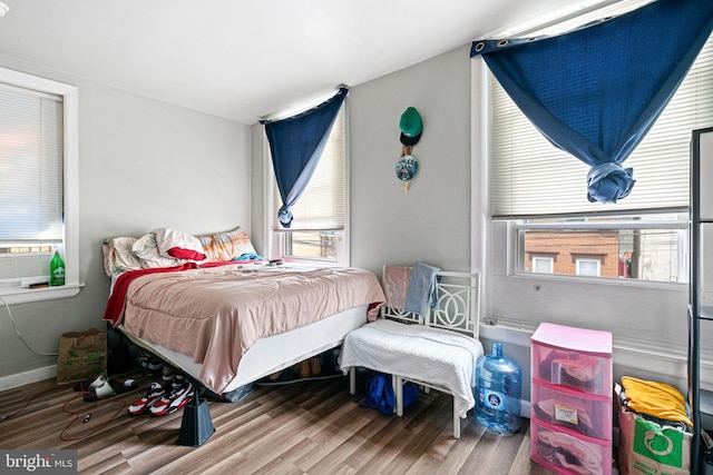 523 W Venango St, Philadelphia, PA 19140 - bedroom featuring wood finished floors