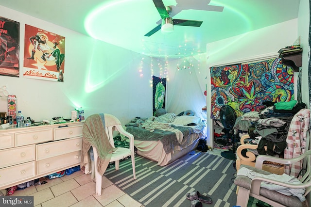 523 W Venango St, Philadelphia, PA 19140 - tiled bedroom featuring a ceiling fan