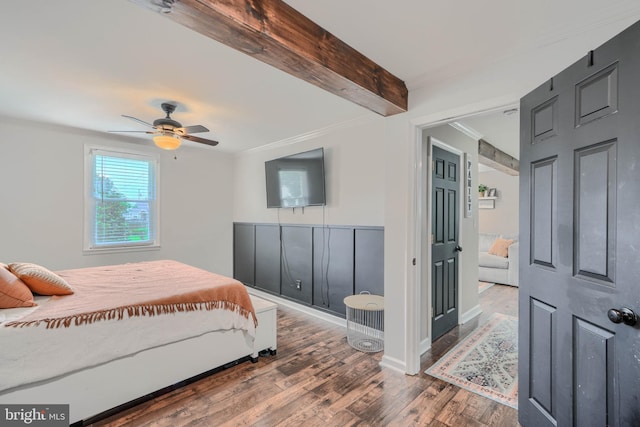 46 Avalon Ave, Dundalk, MD 21222 - bedroom featuring wood finished floors, crown molding, and ceiling fan