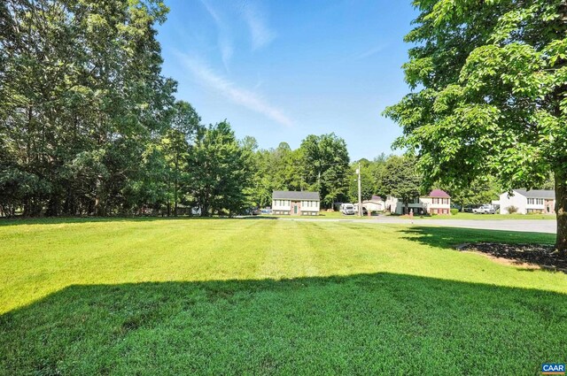 106 Alex Dr, Madison Heights, VA 24572 - view of green lawn