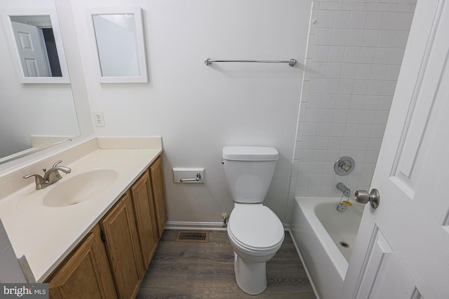 4845 Wainwright Cir, Owings Mills, MD 21117 - full bath featuring wood finished floors, vanity, and shower / bath combination