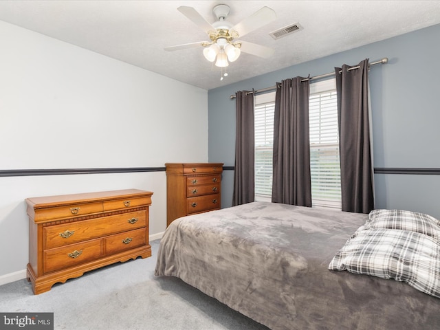 31 Westminster Dr, Front Royal, VA 22630 - bedroom featuring light carpet and a ceiling fan